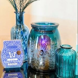 🦚 Scentsy Be Bold Peacock Warmer 🦚